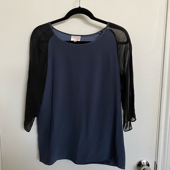 Parker Silk Bateau Blouse - size L - Picture 2 of 4